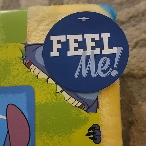 Disney Stitch Silky Soft Throw Blanket Character New 40x50 - Picture 3 of 6